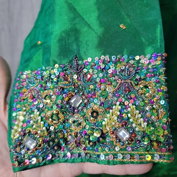 Elegant Green Embellished Dress, Size, Call Out In The Picture Under The Pits. - Picture 7 of 14